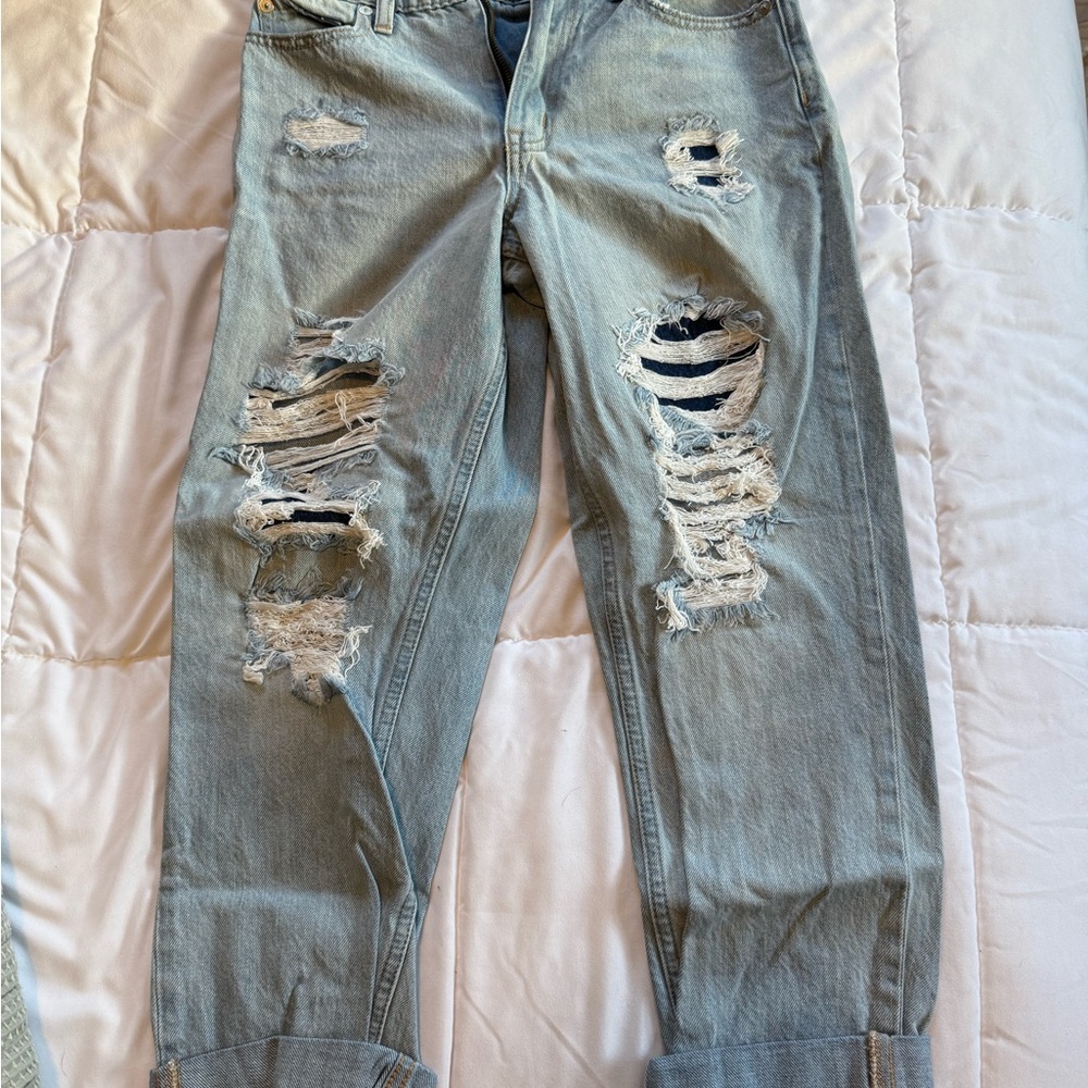 Aeropostale Relaxed Distressed Blue Jeans